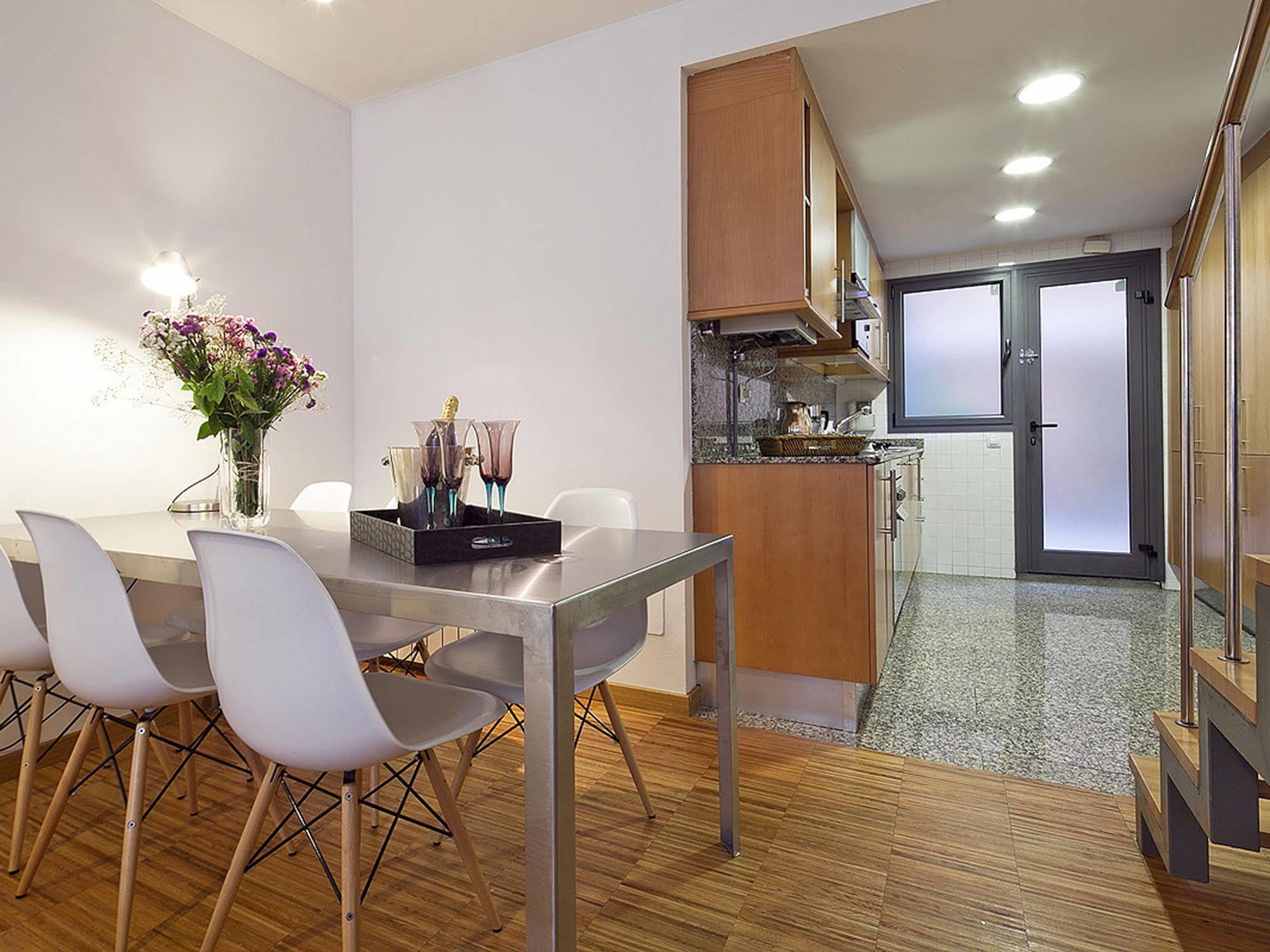 My Space Barcelona Park Gueell Apartments מראה חיצוני תמונה