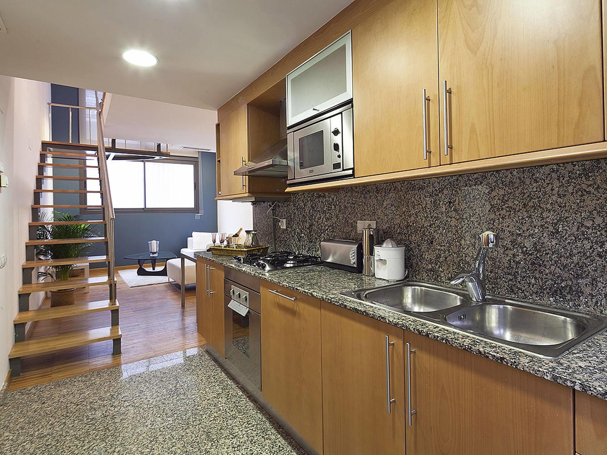 My Space Barcelona Park Gueell Apartments מראה חיצוני תמונה
